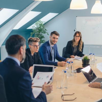 pg平台官方网站体育装备采购流程