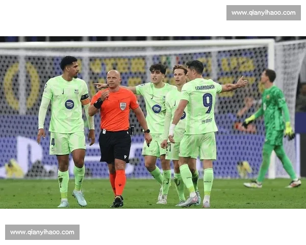 阿劳霍解约金 7 月前 10 天降至 6500 万欧 巴萨防线核心面临挖角风暴